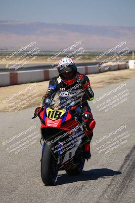 media/Aug-04-2024-TrackDaz (Sun) [[e1ff0814b6]]/Group A/Grid/